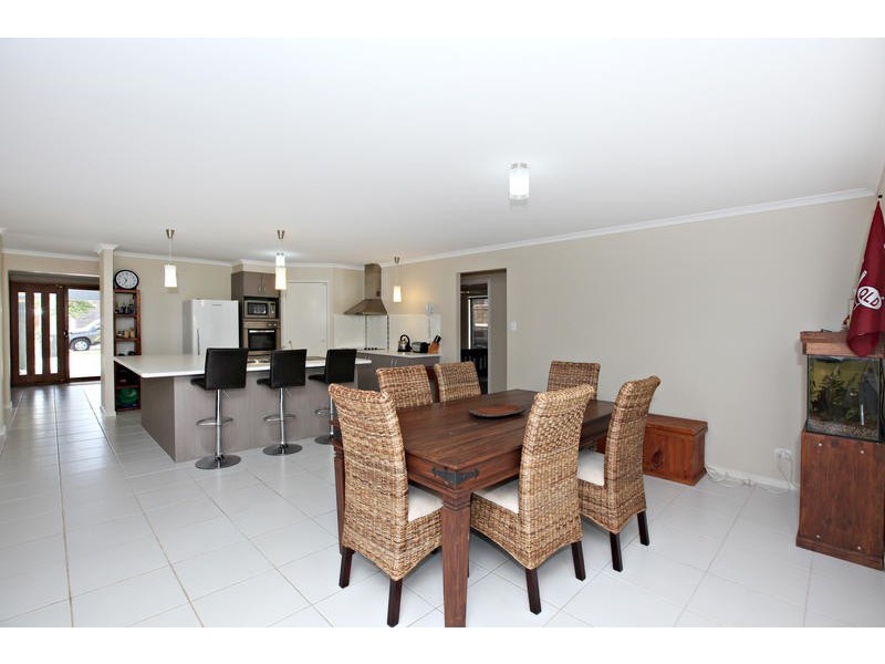 40 Everwood Street, Bellbowrie QLD 4070